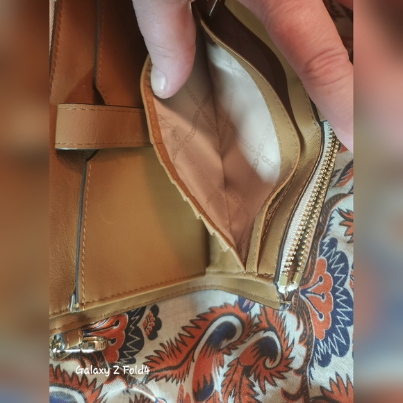 MICHAEL KOR WALLET NWOT - Picture 6 of 12